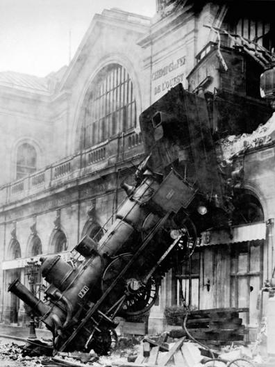 Train wreck at Montparnasse, Paris, 1895