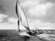 Under sail, Sydney Harbour